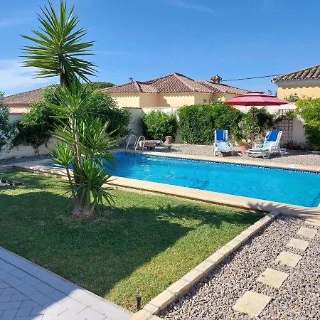 Casa Ohana Novo Sancti Petri Bed & Breakfast *